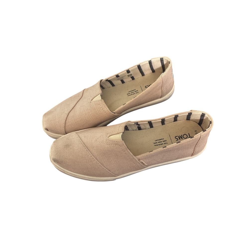 Tom’s 
Women's Alpargata Heritage Canvas Flats